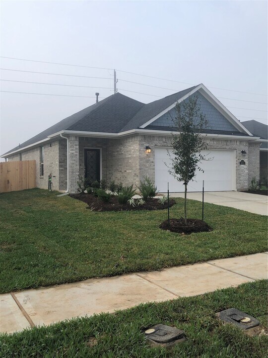 31315 Conover Dr in Fulshear, TX - Foto de edificio