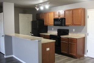 Northridge Estates/Perfect Location in Sioux Falls, SD - Building Photo