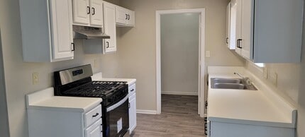 118 Crystal Brk in Griffin, GA - Foto de edificio - Building Photo