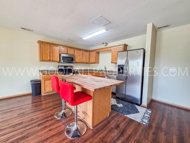 3011 SW Sharmin Ln in Ankeny, IA - Building Photo - Building Photo