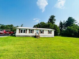 20 Bridge St in Harrisville, NY - Building Photo