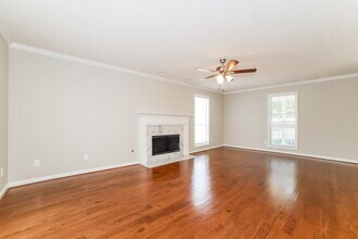 6868 Robinwood Trail in Douglasville, GA - Building Photo - Building Photo