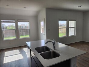 302 Sebring Cir in Hutto, TX - Building Photo - Building Photo