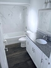 11 Autumnwood Trl in Ormond Beach, FL - Foto de edificio - Building Photo