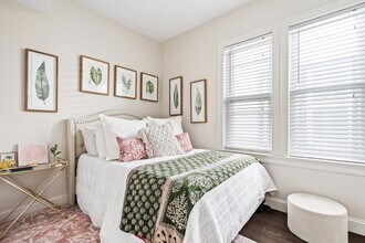 64 Byron St in Boston, MA - Building Photo - Building Photo