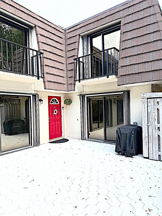 212 2nd Ln in Palm Beach Gardens, FL - Building Photo - Building Photo