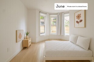 Room in Shared 4 bed/2 bath home in Brooklyn, NY - Building Photo