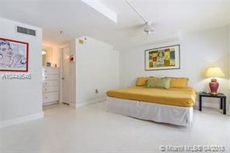 1005 8th St in Miami Beach, FL - Building Photo - Building Photo