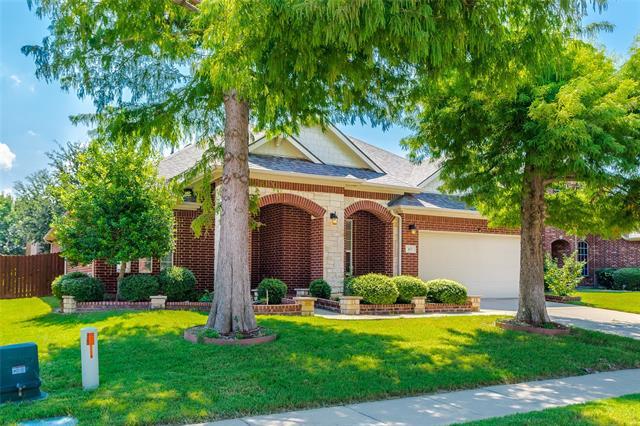 653 White Rock Dr in Lewisville, TX - Building Photo