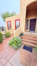 411 Bason Dr in Las Cruces, NM - Foto de edificio - Building Photo
