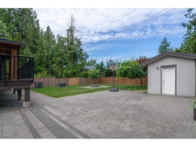 2255-2124 124 St in Surrey, BC - Building Photo - Building Photo