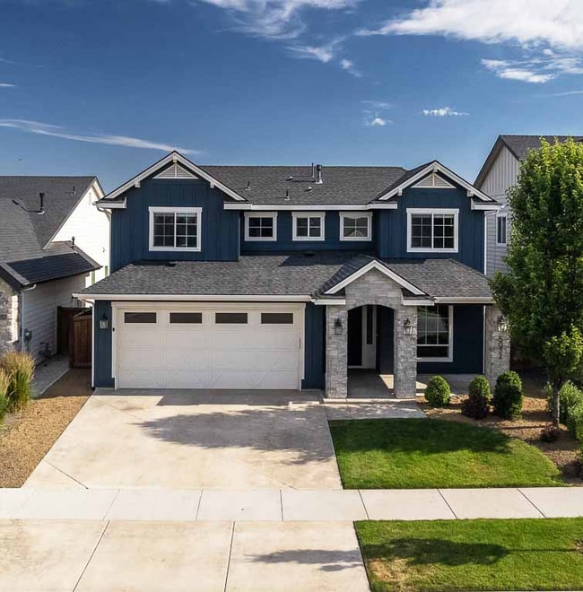 property at 5032 W Talbot St