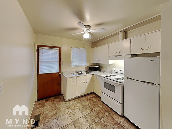229 Claremont St in Reno, NV - Building Photo - Building Photo