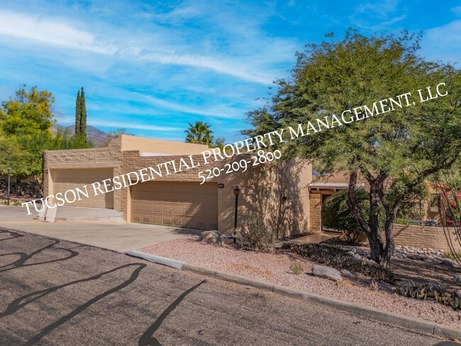 property at 5084 N Camino Del Lazo