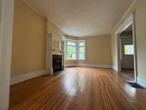 5 Rowley St in Rochester, NY - Foto de edificio - Building Photo