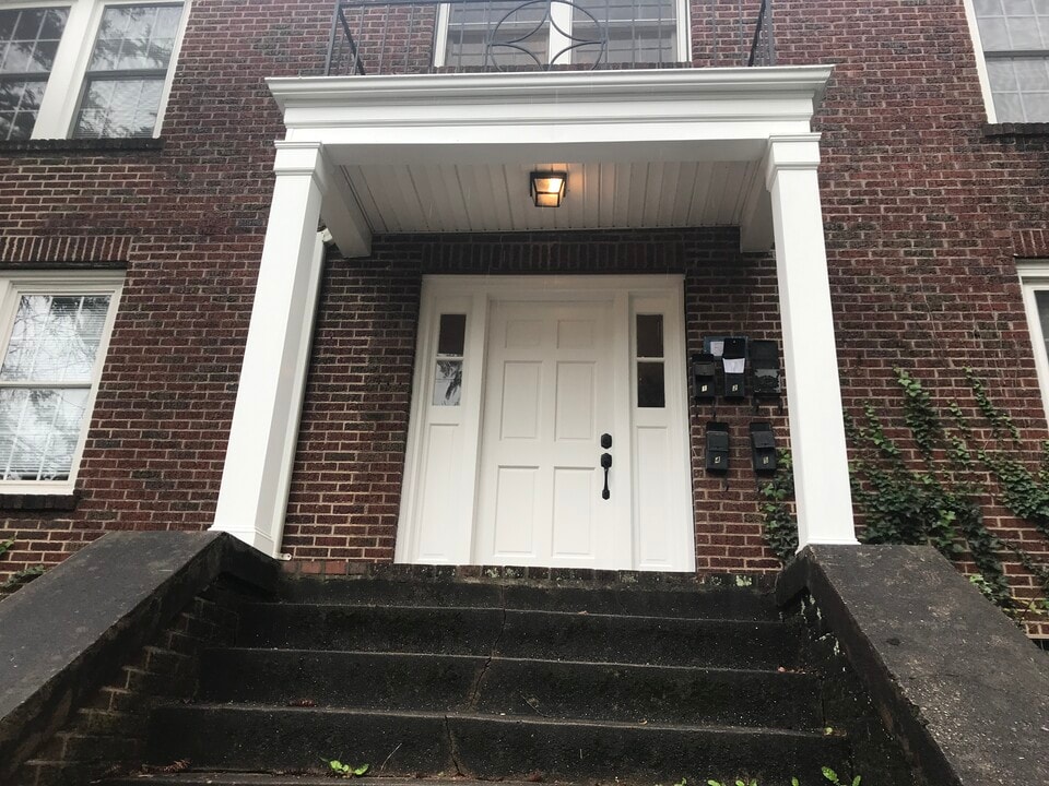 100 Atwood St, Unit 4 in Greenville, SC - Building Photo