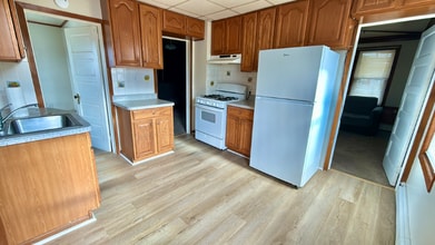 32 Major St in Clifton, NJ - Foto de edificio - Building Photo