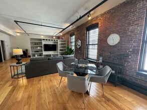 19 Stanhope St in Boston, MA - Building Photo - Building Photo