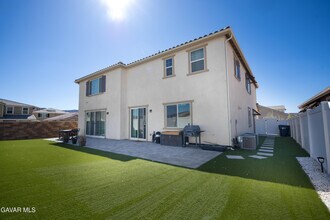 39118 Forsythia Ln in Palmdale, CA - Building Photo - Building Photo