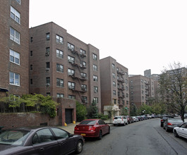 Booth Street Owners corp in Forest Hills, NY - Building Photo - Building Photo