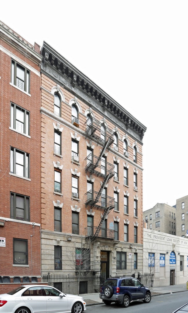 2567 Decatur Ave in Bronx, NY - Building Photo - Building Photo