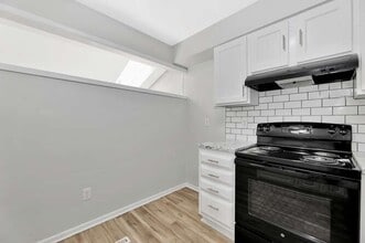 2025-2027 Rosewood Ct in Derby, KS - Building Photo - Building Photo