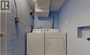 26 Glengarry Rd in St Catharines, ON - Building Photo - Building Photo