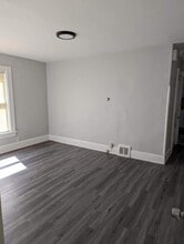 5145 Hunter Ave in Norwood, OH - Building Photo - Building Photo
