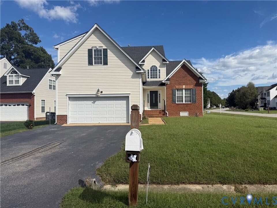 5719 Barnwood Dr in Richmond, VA - Building Photo