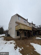 7812 WHISTLING Ct in Ellicott City, MD - Building Photo - Building Photo