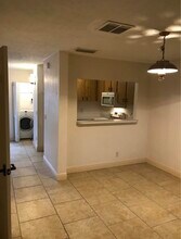 2110 NE 38th Ave in Ocala, FL - Foto de edificio - Building Photo