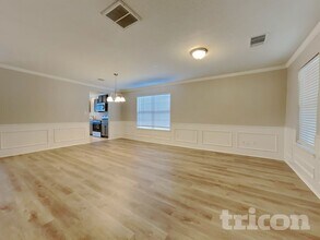 10710 Terrace Crest in San Antonio, TX - Building Photo - Building Photo