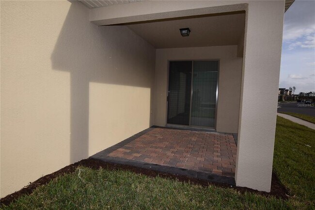 16073 Pebble Blf Lp in Winter Garden, FL - Building Photo - Building Photo