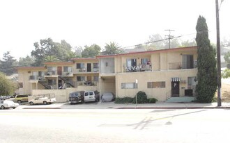 2147 Baxter St in Los Angeles, CA - Building Photo