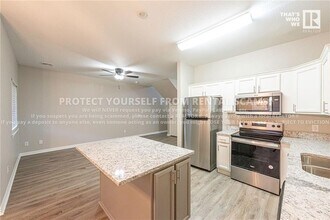 758 W Breeze Cove in Fayetteville, AR - Building Photo - Building Photo