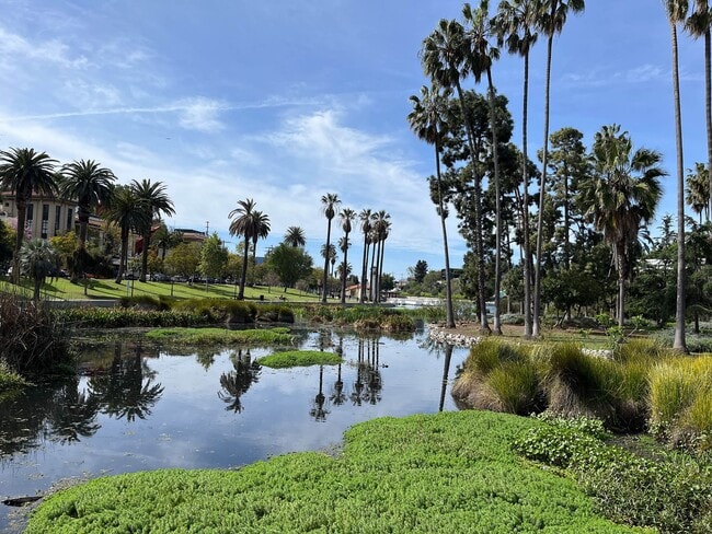 1915 Park in Los Angeles, CA - Foto de edificio - Building Photo