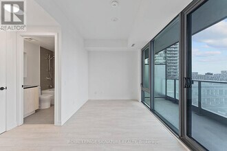 35 Parliament St in Toronto, ON - Building Photo - Building Photo