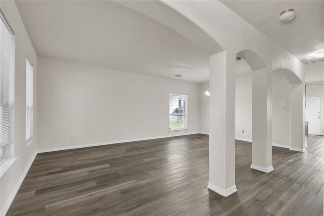 3733 Eagles Nest St in Round Rock, TX - Building Photo - Building Photo