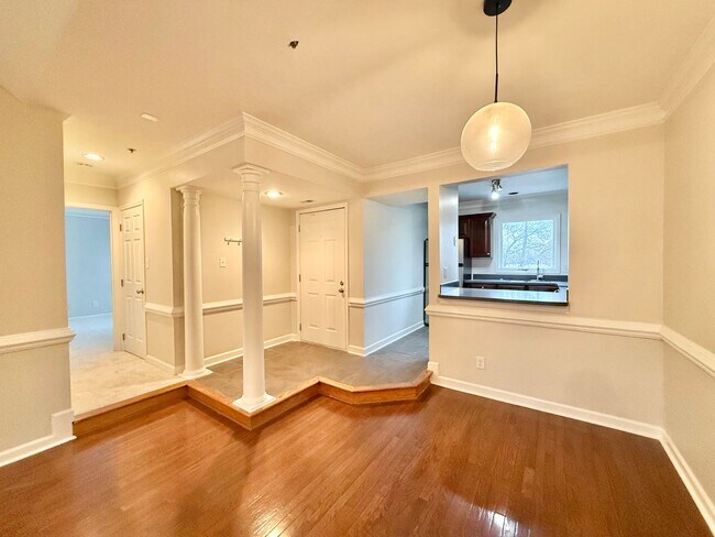 241 New Bern Pl in Raleigh, NC - Building Photo - Building Photo