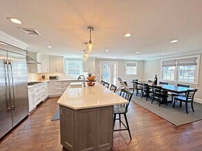 99 Westchester Rd in Newton, MA - Building Photo - Building Photo