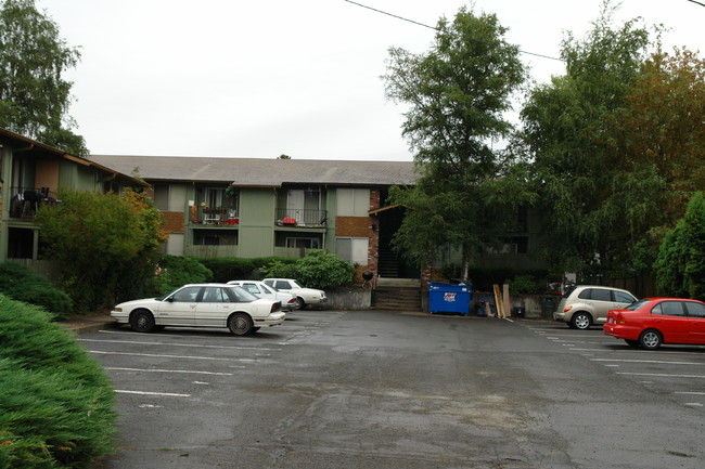 1950 Laurel Ave NE in Salem, OR - Building Photo - Building Photo