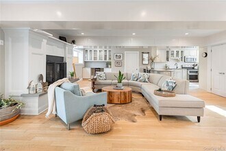 29 Missapoque Ave in Southampton, NY - Foto de edificio - Building Photo