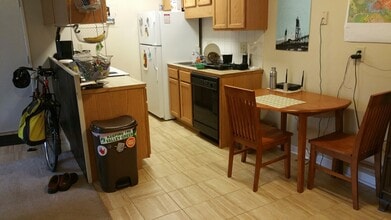 850 W Moorhead Cir, Unit 1L in Boulder, CO - Foto de edificio - Building Photo