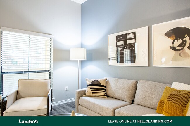 404 Rio Grande St-Unit -109.325 in Austin, TX - Building Photo - Building Photo