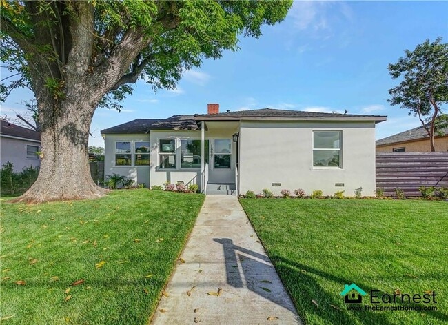 property at 18607 Victory Blvd
