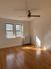 2113 N Humboldt Blvd, Unit 2 in Chicago, IL - Building Photo - Building Photo