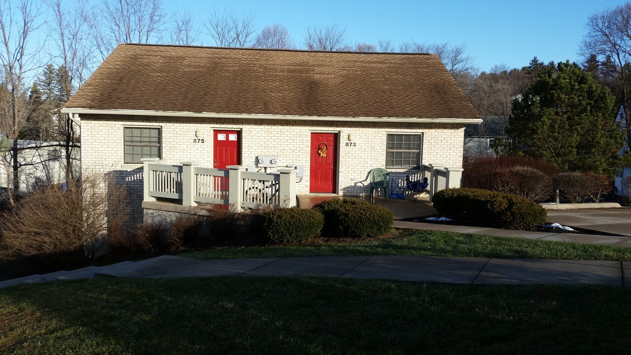 875 Willard St, Unit 879 in State College, PA - Building Photo