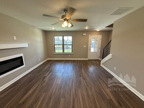 1844 Bloomington Cir in Cordova, TN - Building Photo - Building Photo