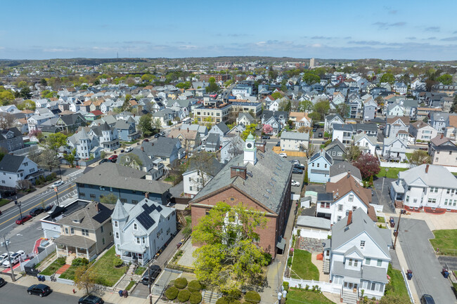 12 Locust ST in Everett, MA - Building Photo - Building Photo