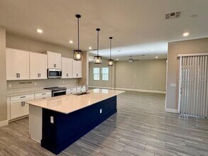 7413 S Faul St in Tampa, FL - Building Photo - Building Photo
